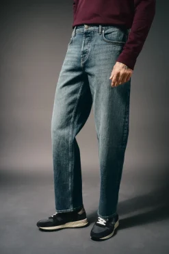 Pantalón vaquero straight fit