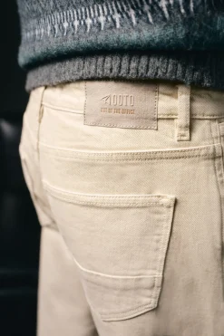 Pantalón vaquero straight fit