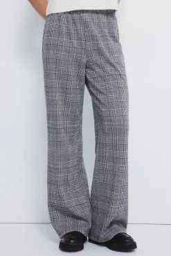 Pantalones jogger anchos