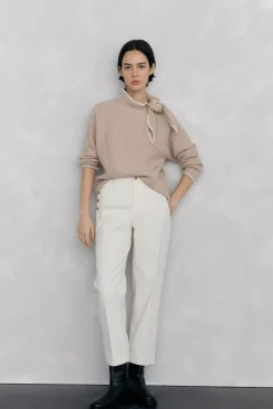 Pantalones pana slim classic