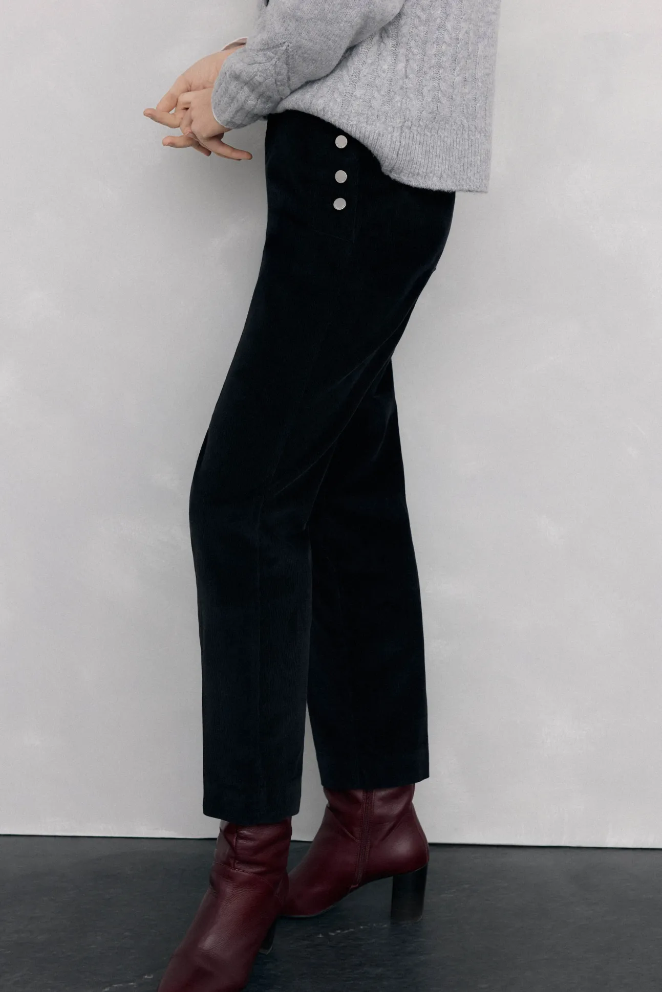 Pantalones pana slim classic