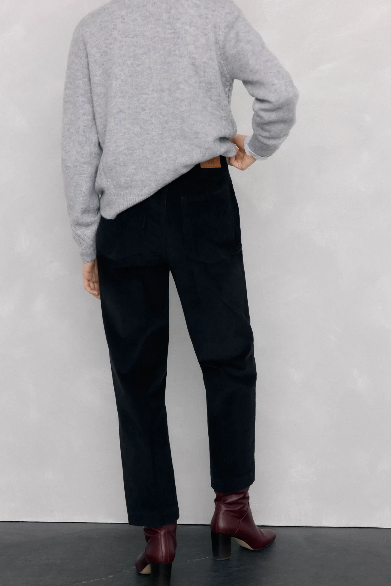 Pantalones pana slim classic