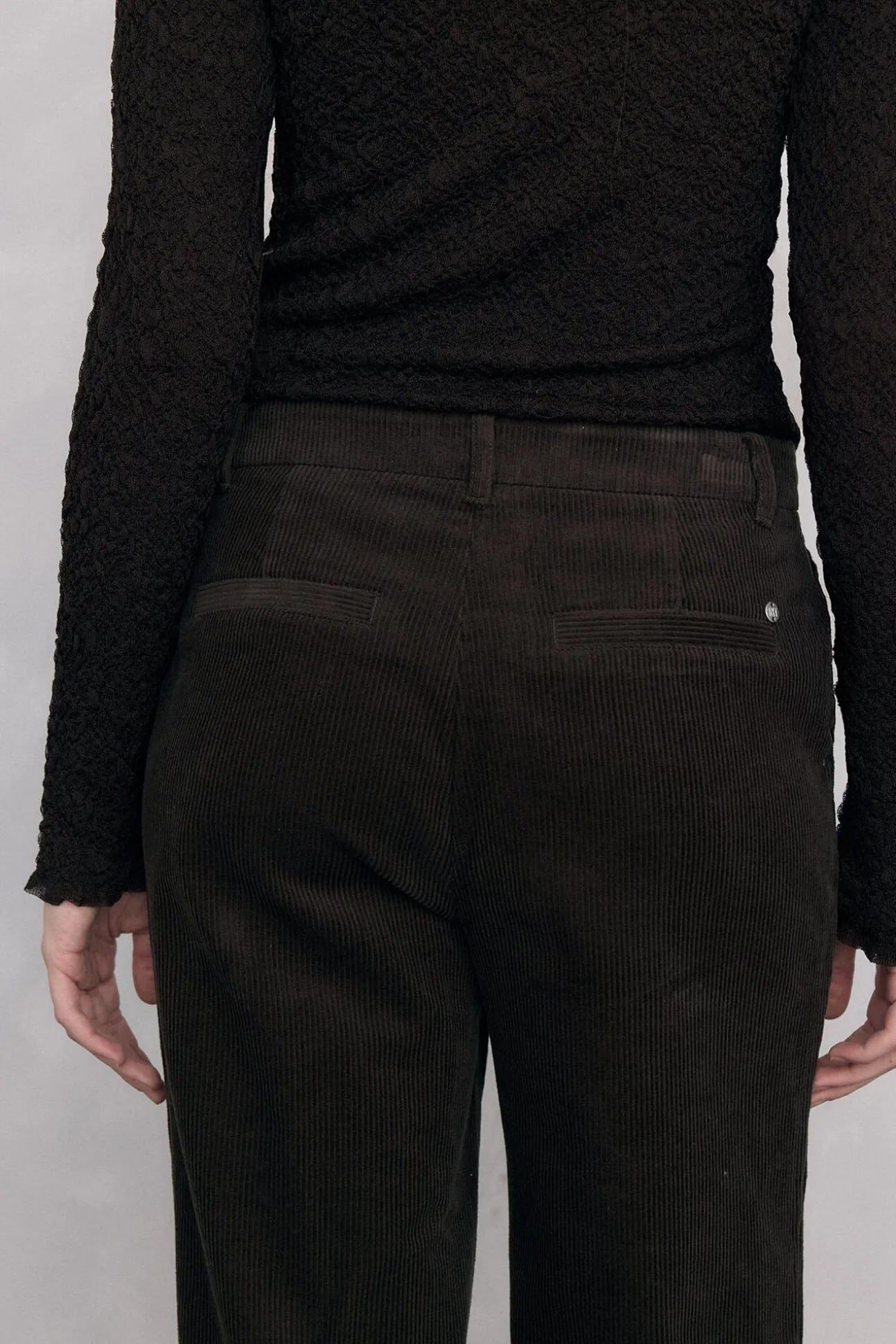 Pantalones pana wide leg classic