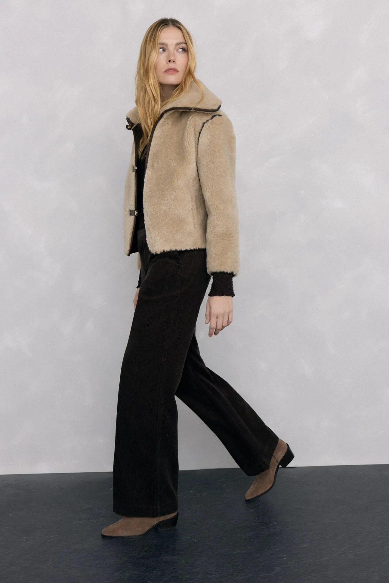 Pantalones pana wide leg classic