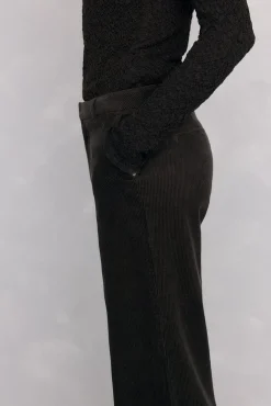 Pantalones pana wide leg classic