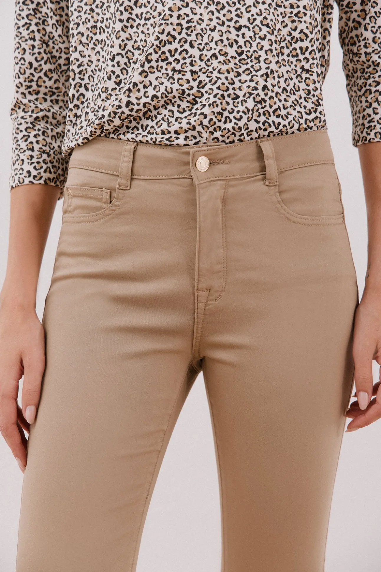 Pantalones Sensational color