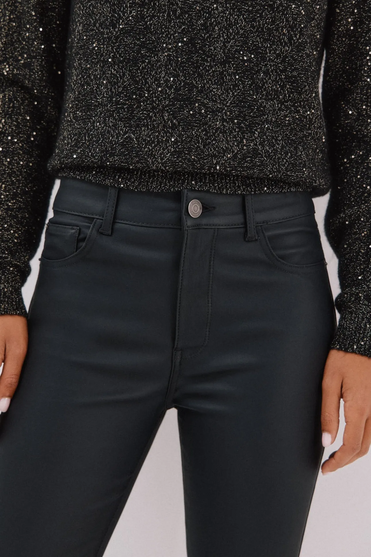 Pantalones sensational resinados