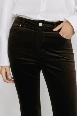 Pantalones terciopelo flare cropped