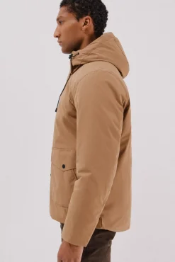 Parka con capucha