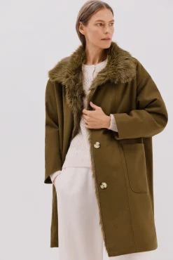 Parka con cuello efecto pelo