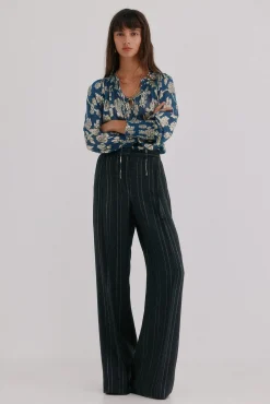 Pietra. Pantalón a rayas