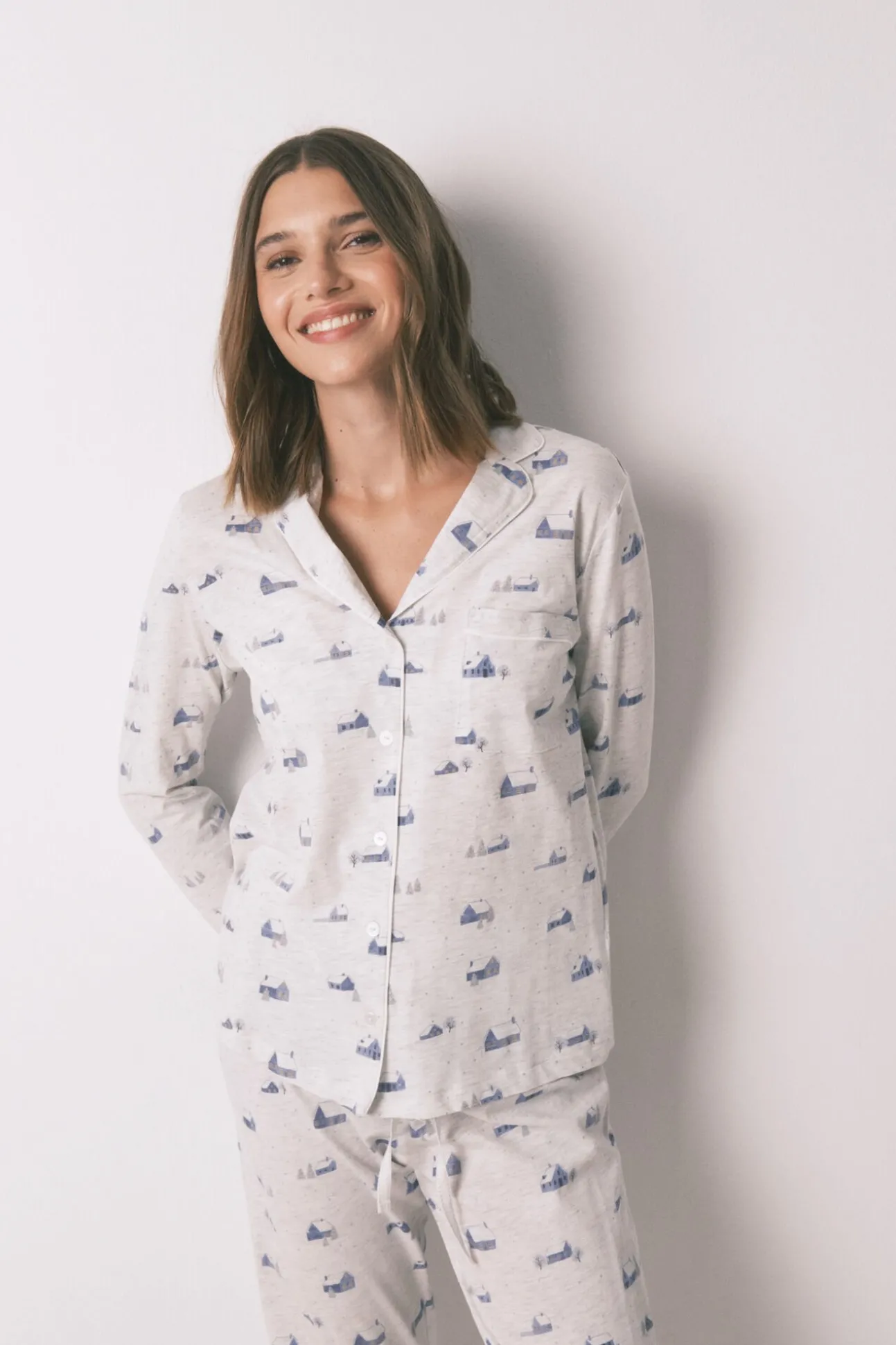 Pijama camisero largo 100% algodón gris print casitas