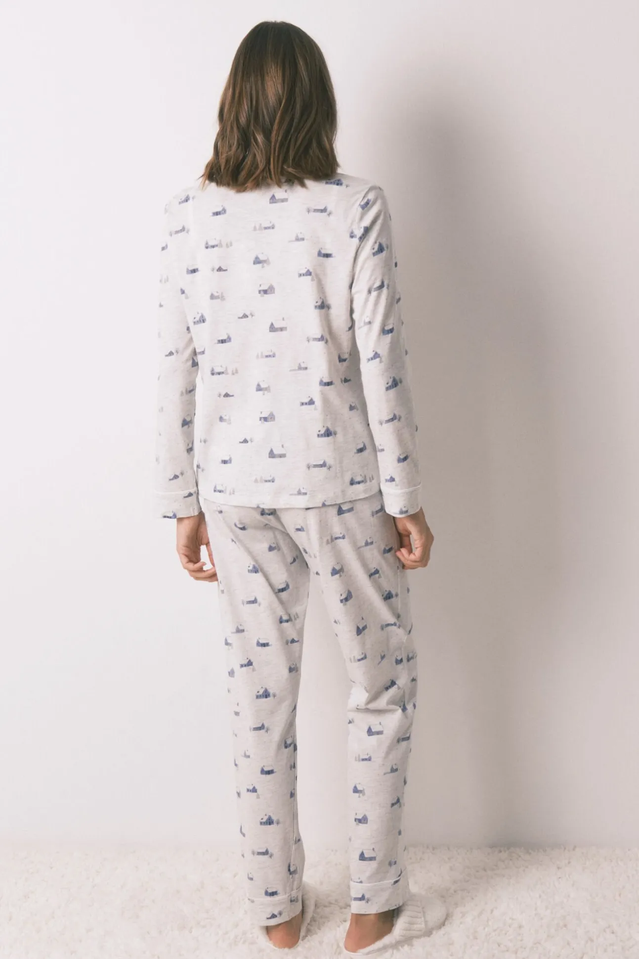 Pijama camisero largo 100% algodón gris print casitas