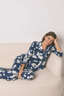 Pijama camisero largo viscosa floral azul