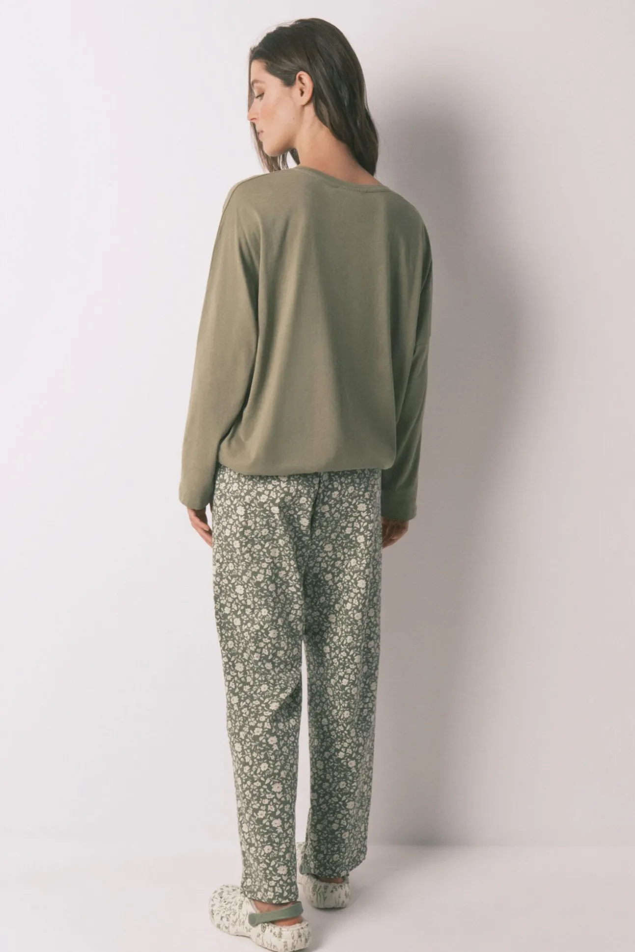 Pijama largo 100% algodón Smiley kaki