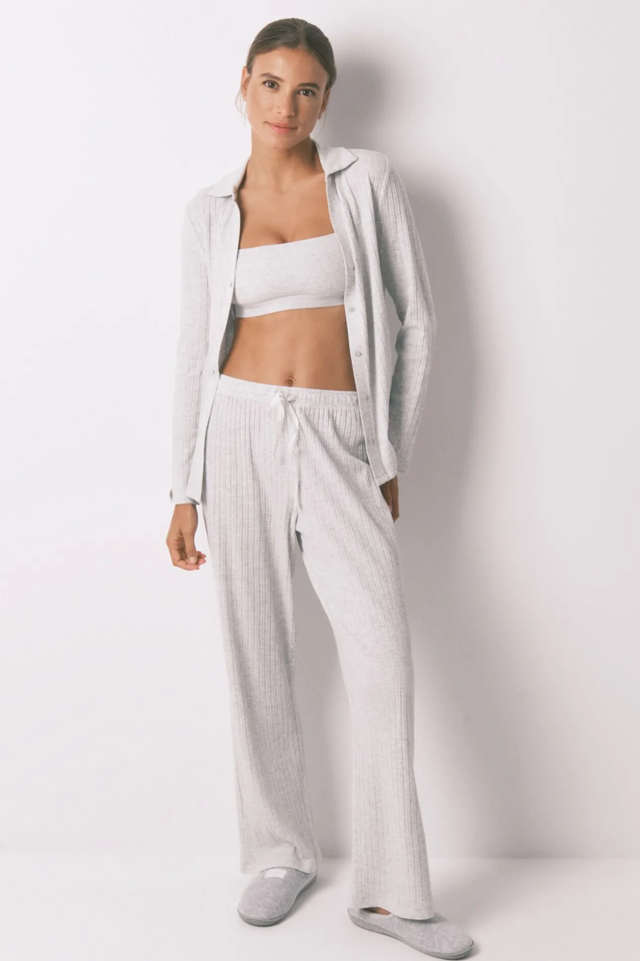 Pijama largo algodón canalé gris