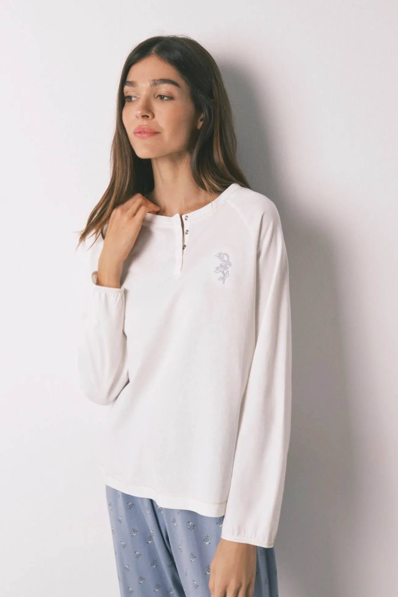 Pijama largo algodón pantalón flores