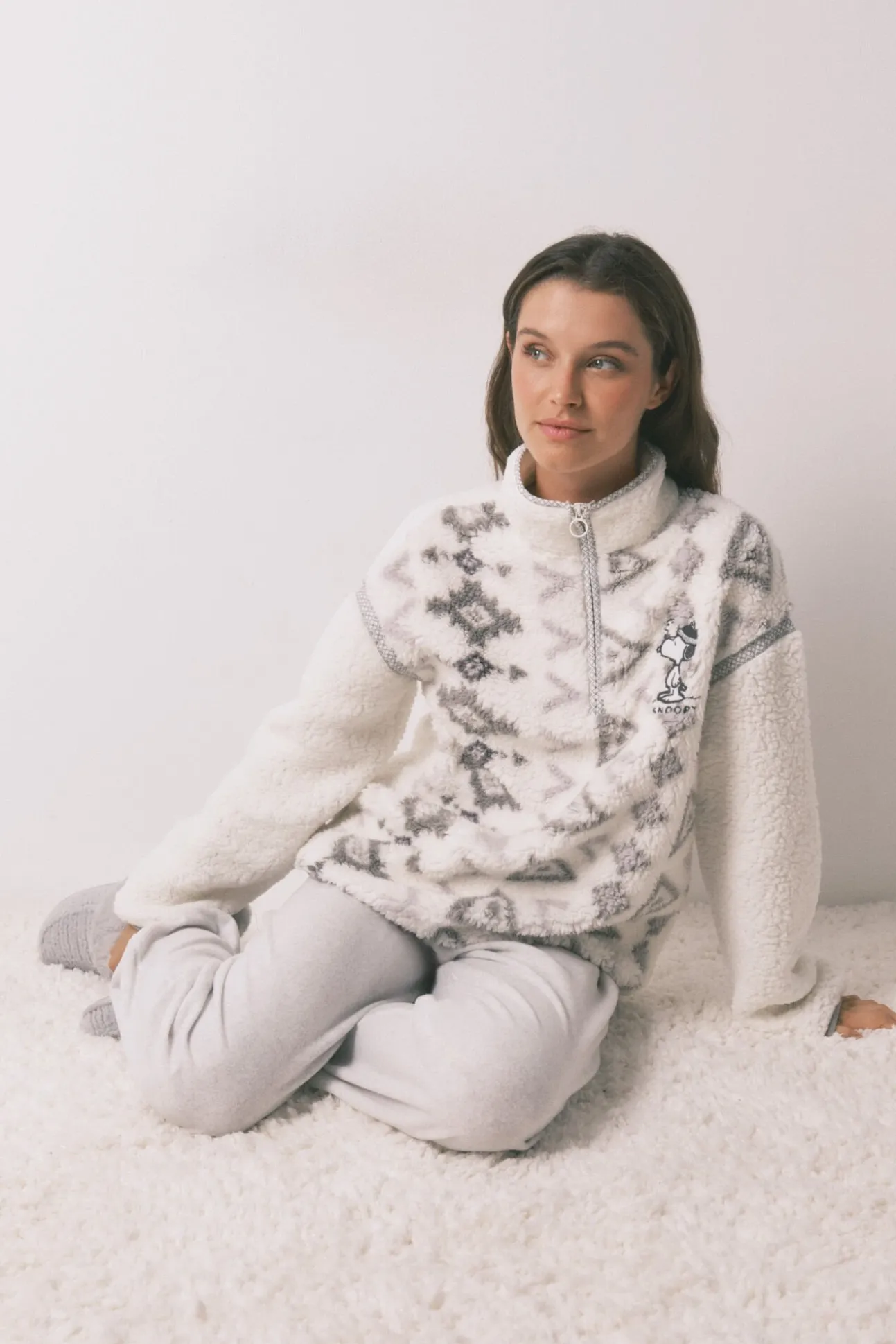 Pijama largo borrego y polar Snoopy