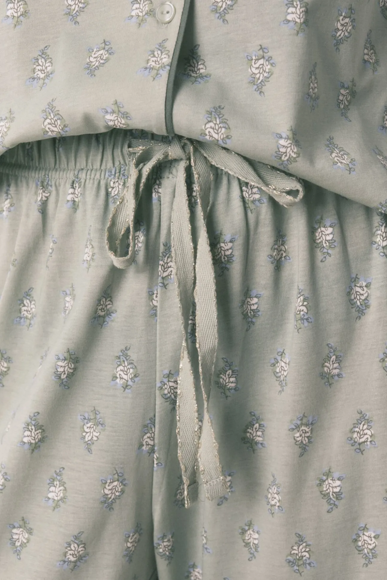 Pijama largo camisero algodón flores