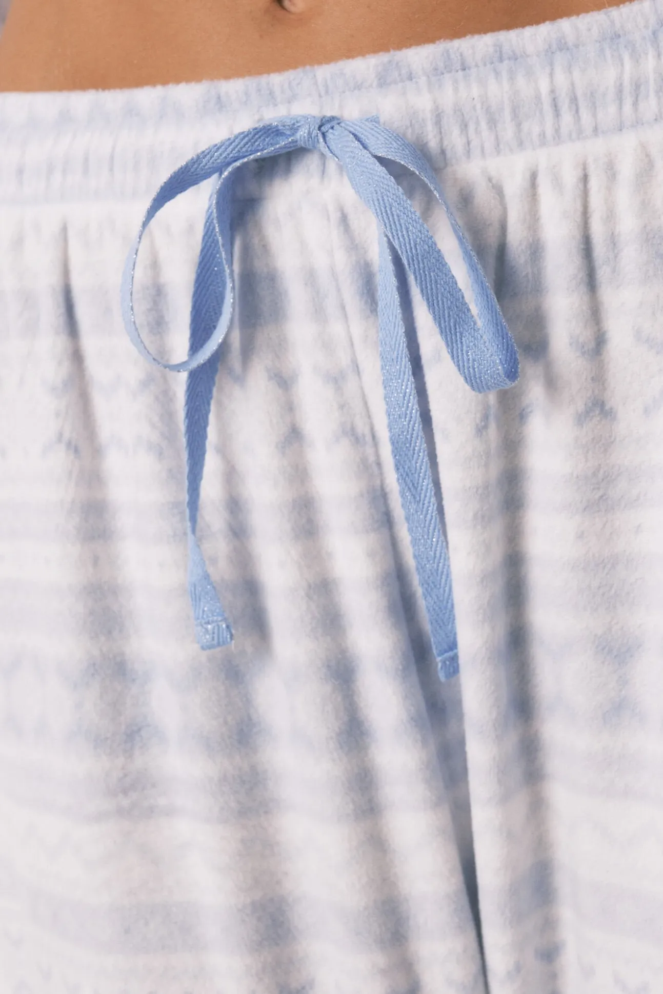 Pijama largo camisero polar cenefa