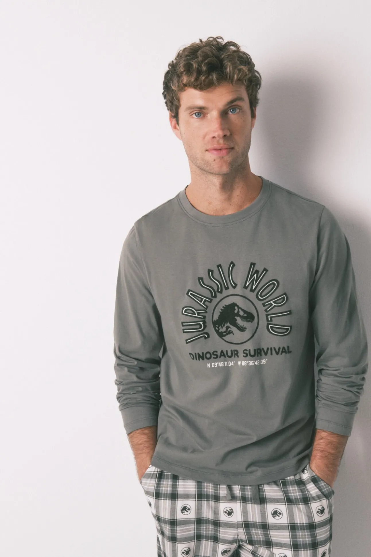 Pijama largo hombre 100% algodón "Jurassic World"