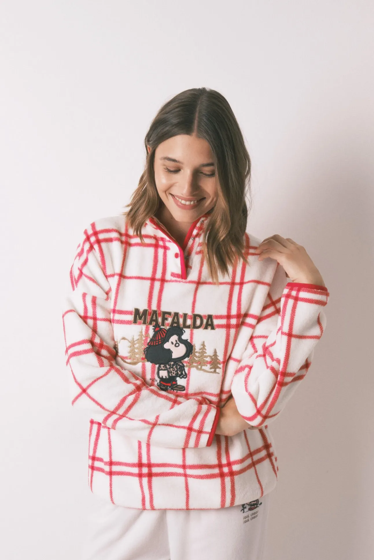 Pijama largo polar cuadros blanco Mafalda