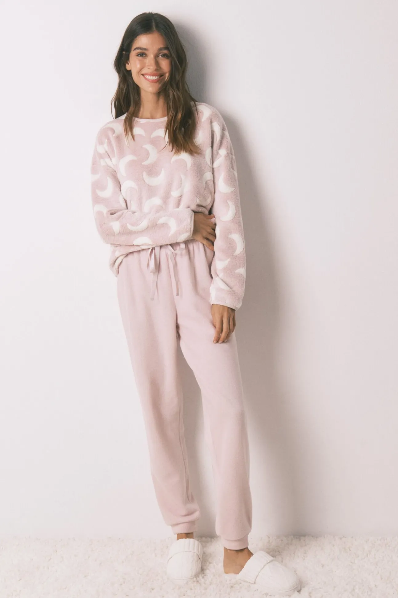 Pijama largo polar mousse lunas