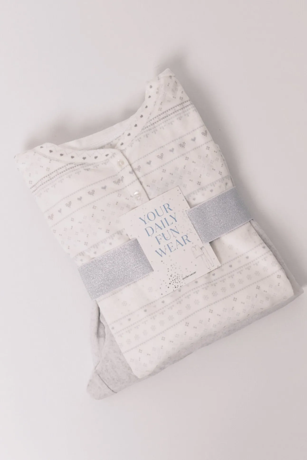 Pijama largo polar suave cenefas gris