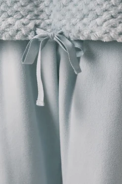 Pijama largo polar verde cenefa