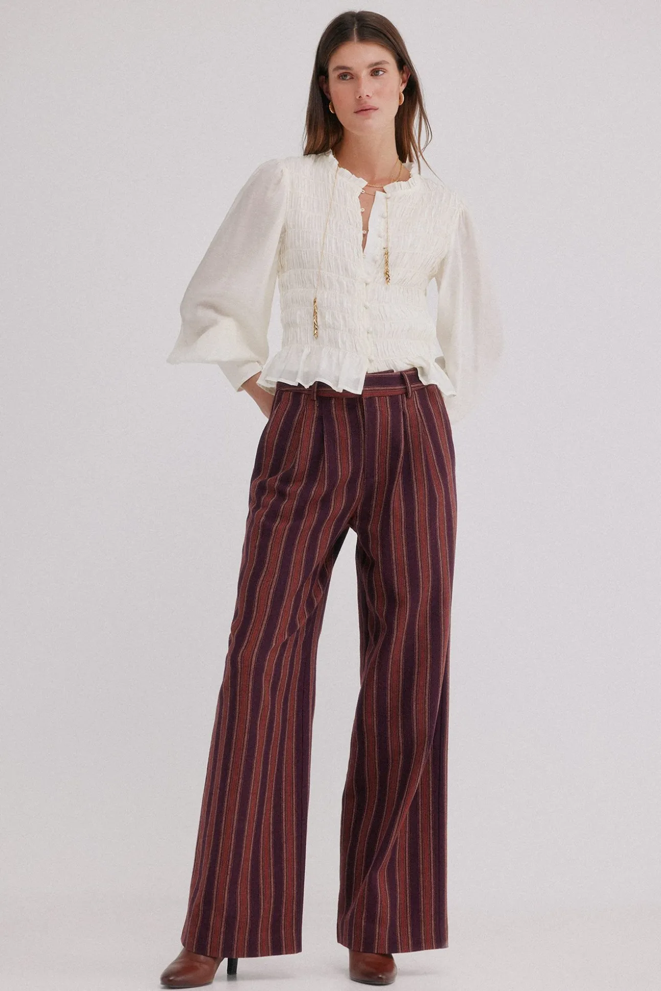 Pippa. Pantalón a rayas