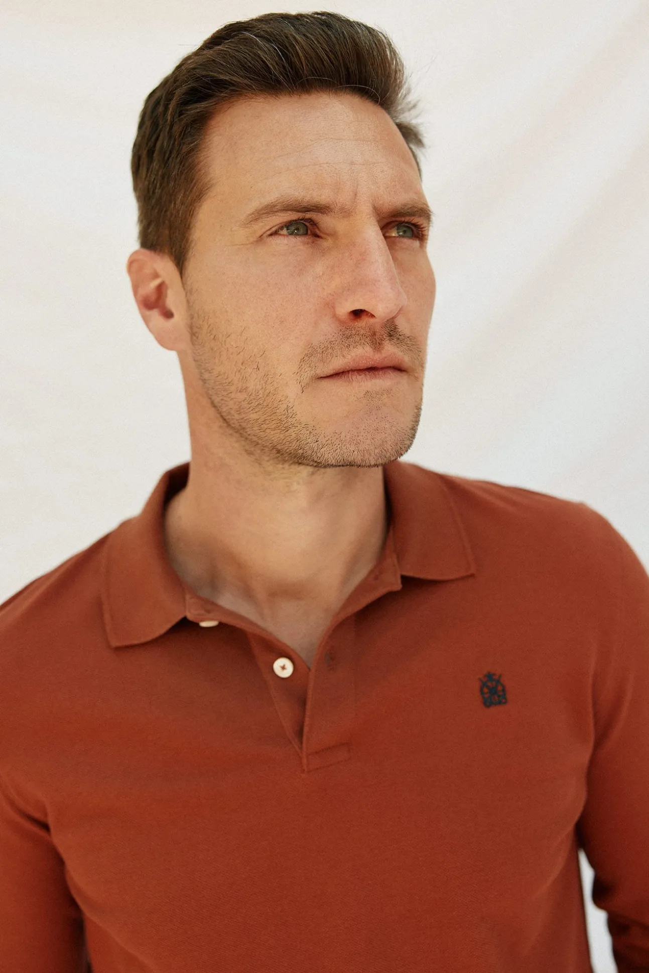 Polo básico manga larga