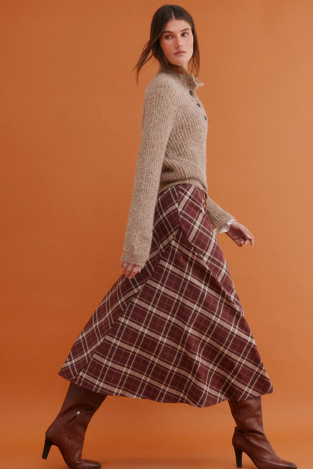 Renée. Falda a cuadros