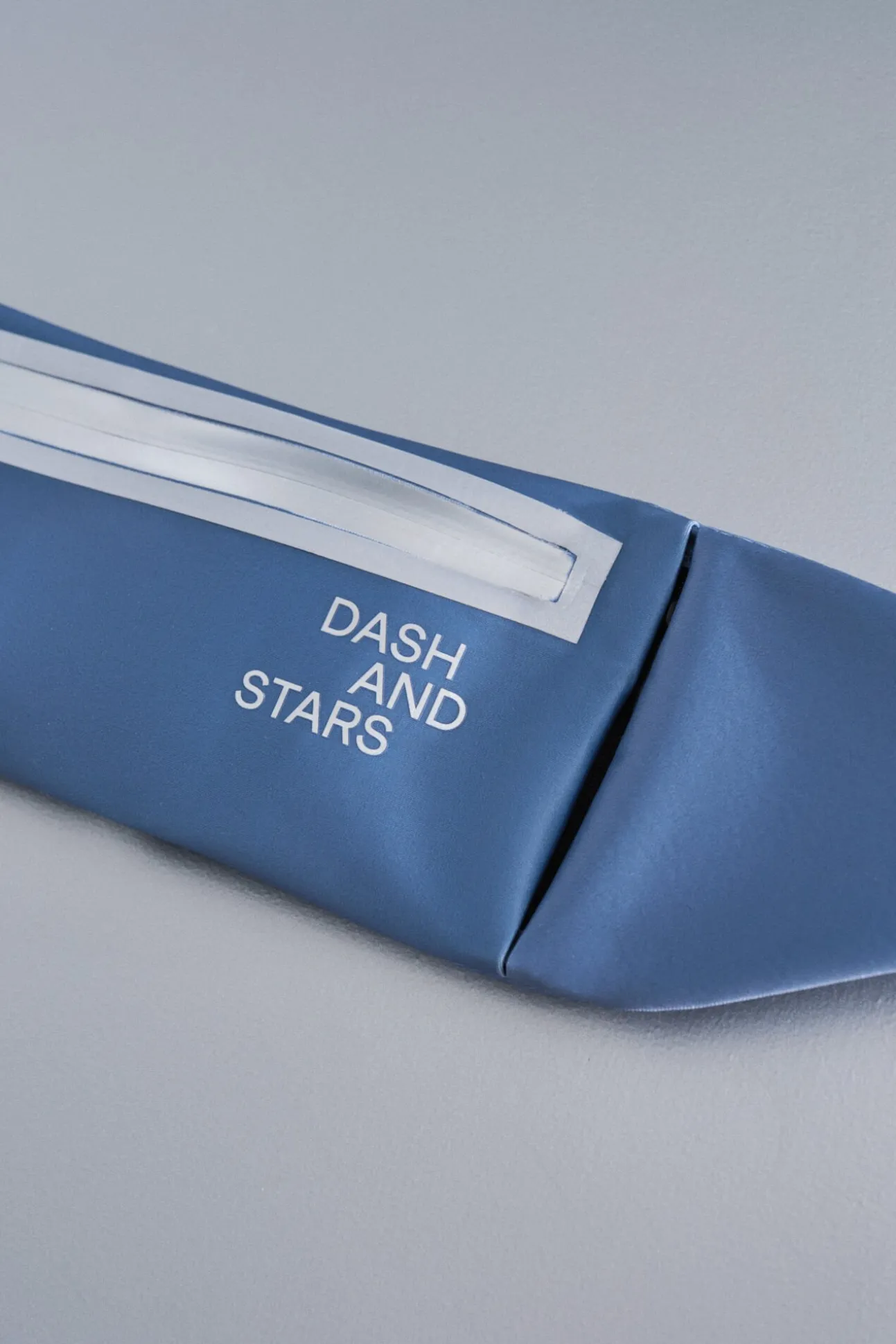 Riñonera azul metalizado