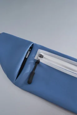 Riñonera azul metalizado