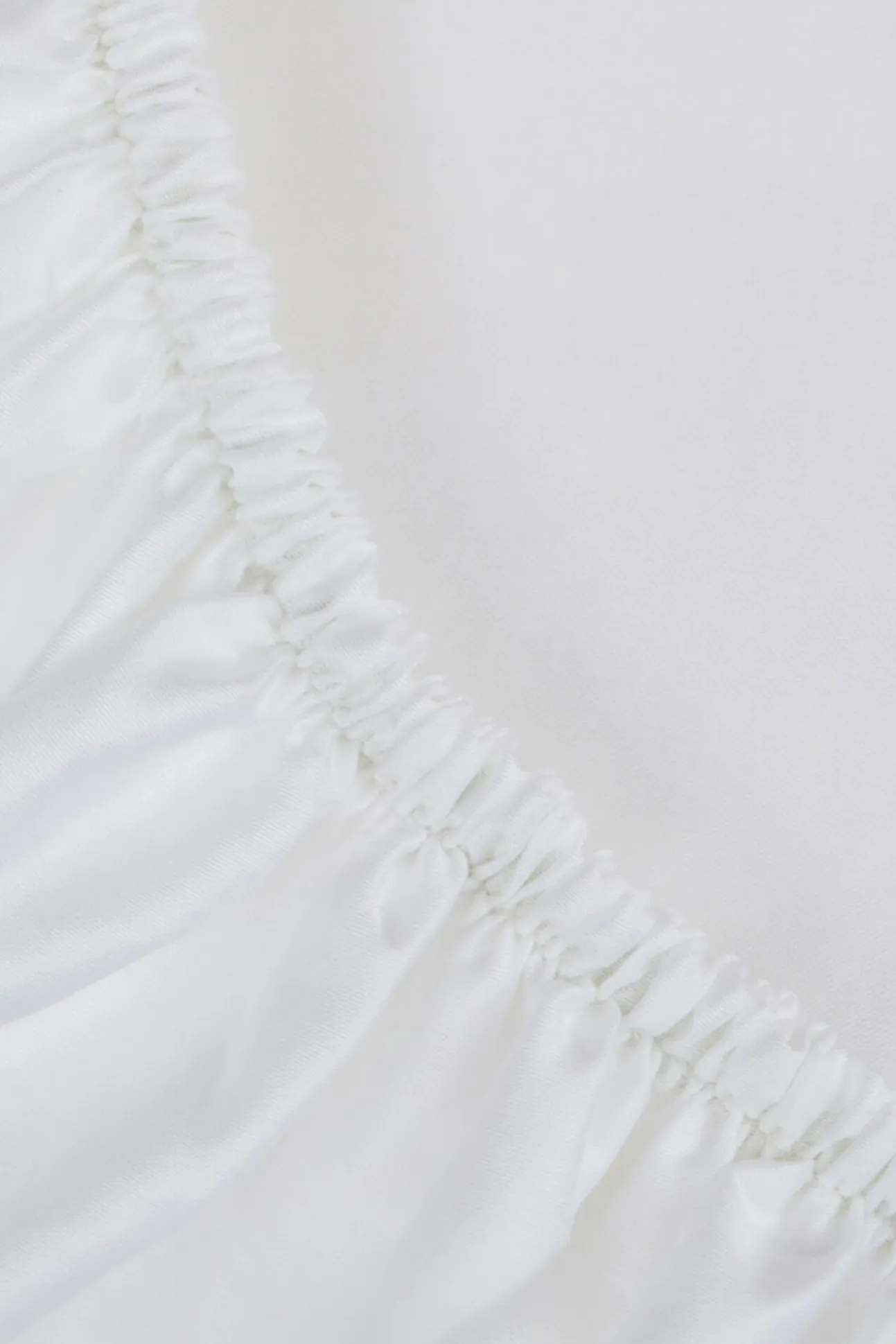 Sábana Bajera Satén 400 Hilos Cama 150-160 cm