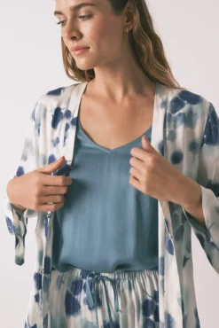 Set pijama satén floral verde