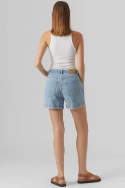 Short denim