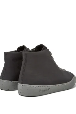 Sneakers de PET reciclado