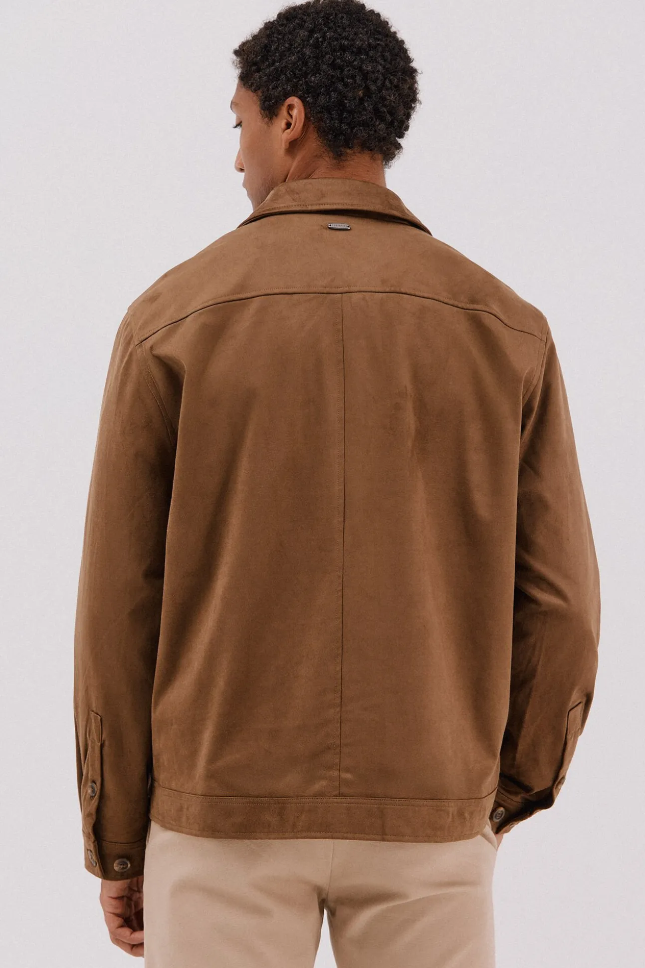 Sobrecamisa efecto ante