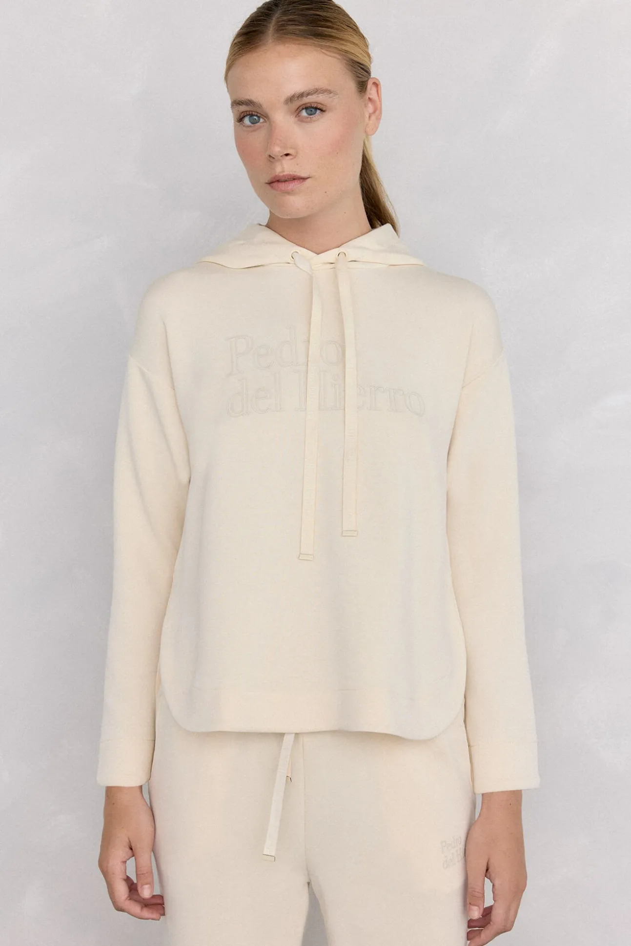 Sudadera capucha logo soft touch