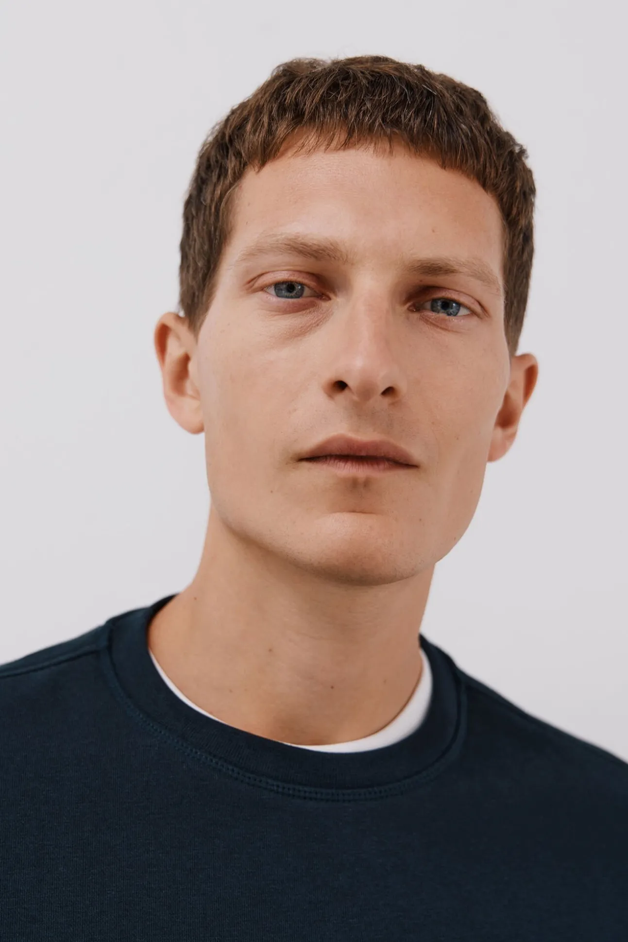 Sudadera cuello caja