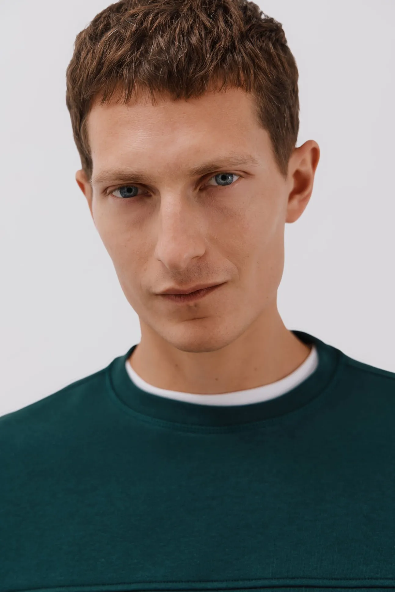 Sudadera cuello caja