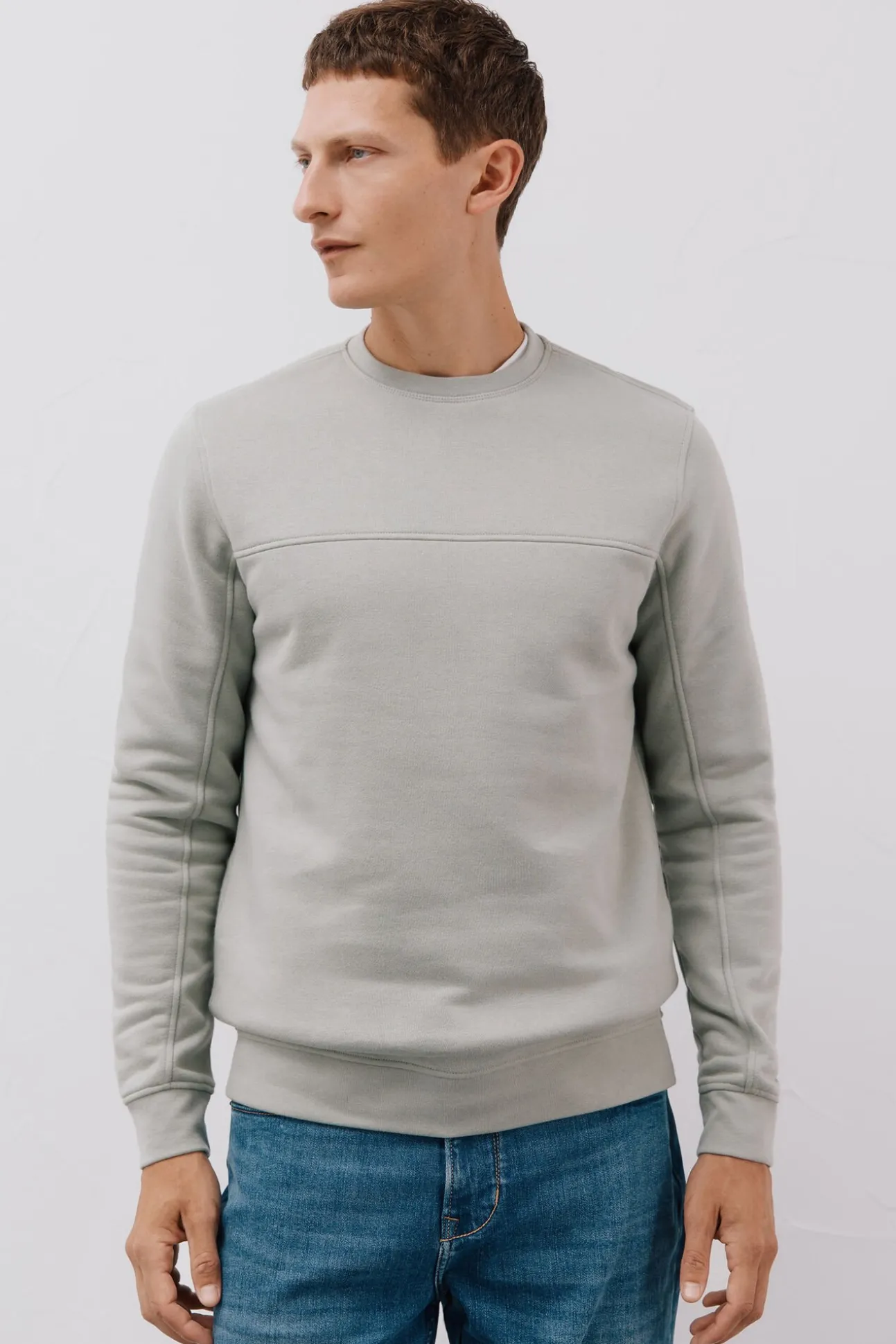 Sudadera cuello caja