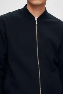 Sudadera estilo Bomber confeccionada con algodón orgánico