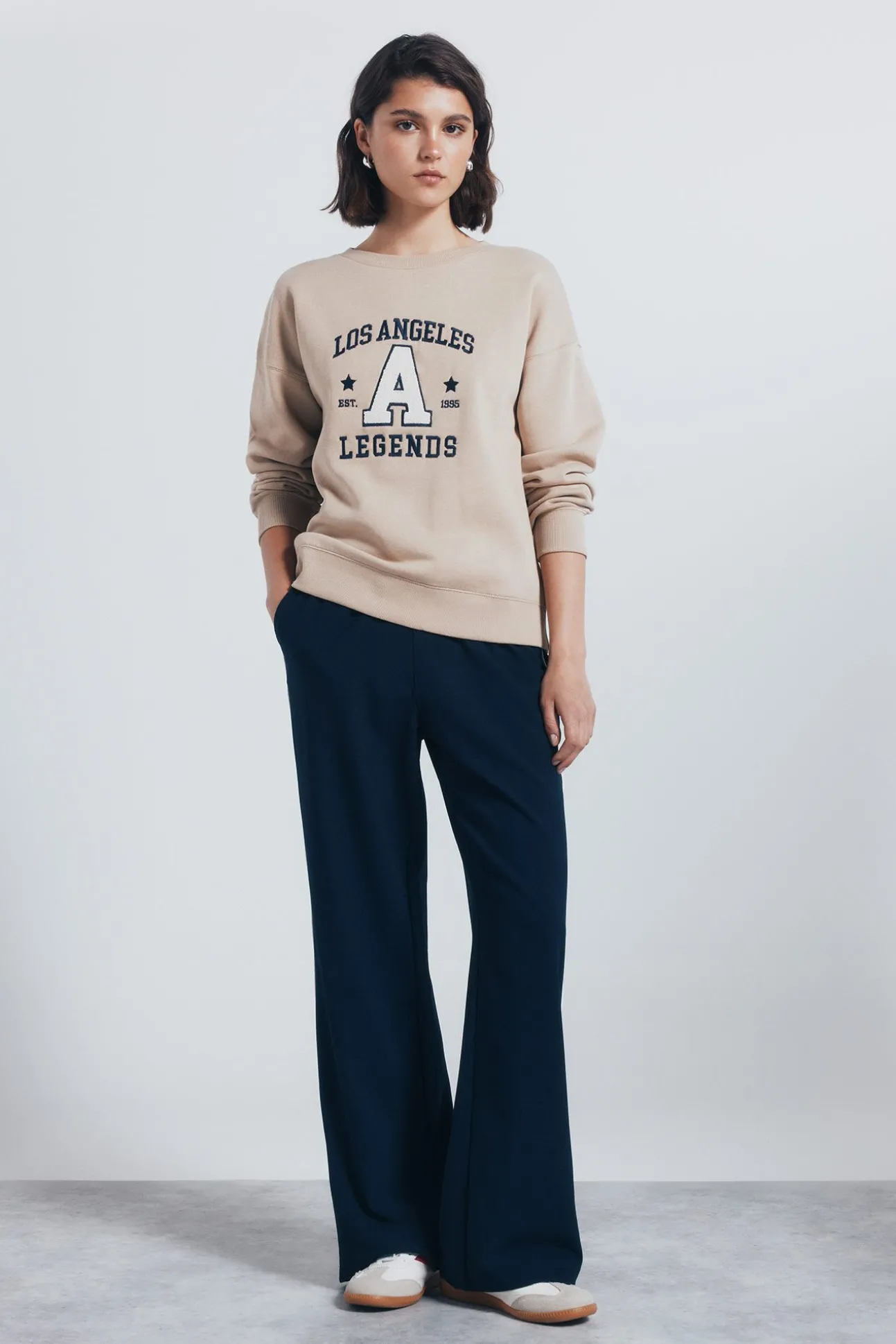 Sudadera gráfica ciudad