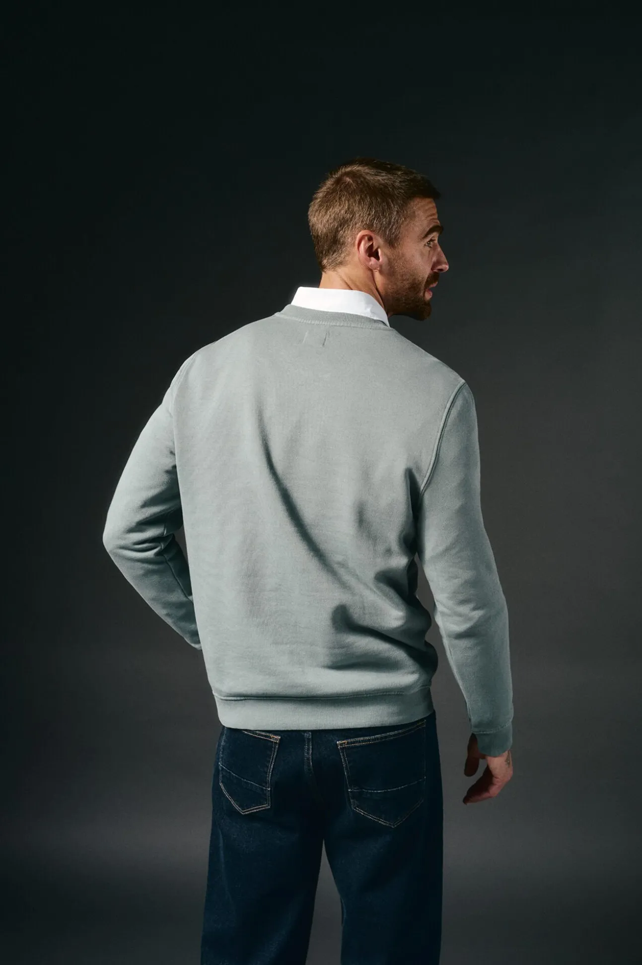 Sudadera gráfica cuello caja