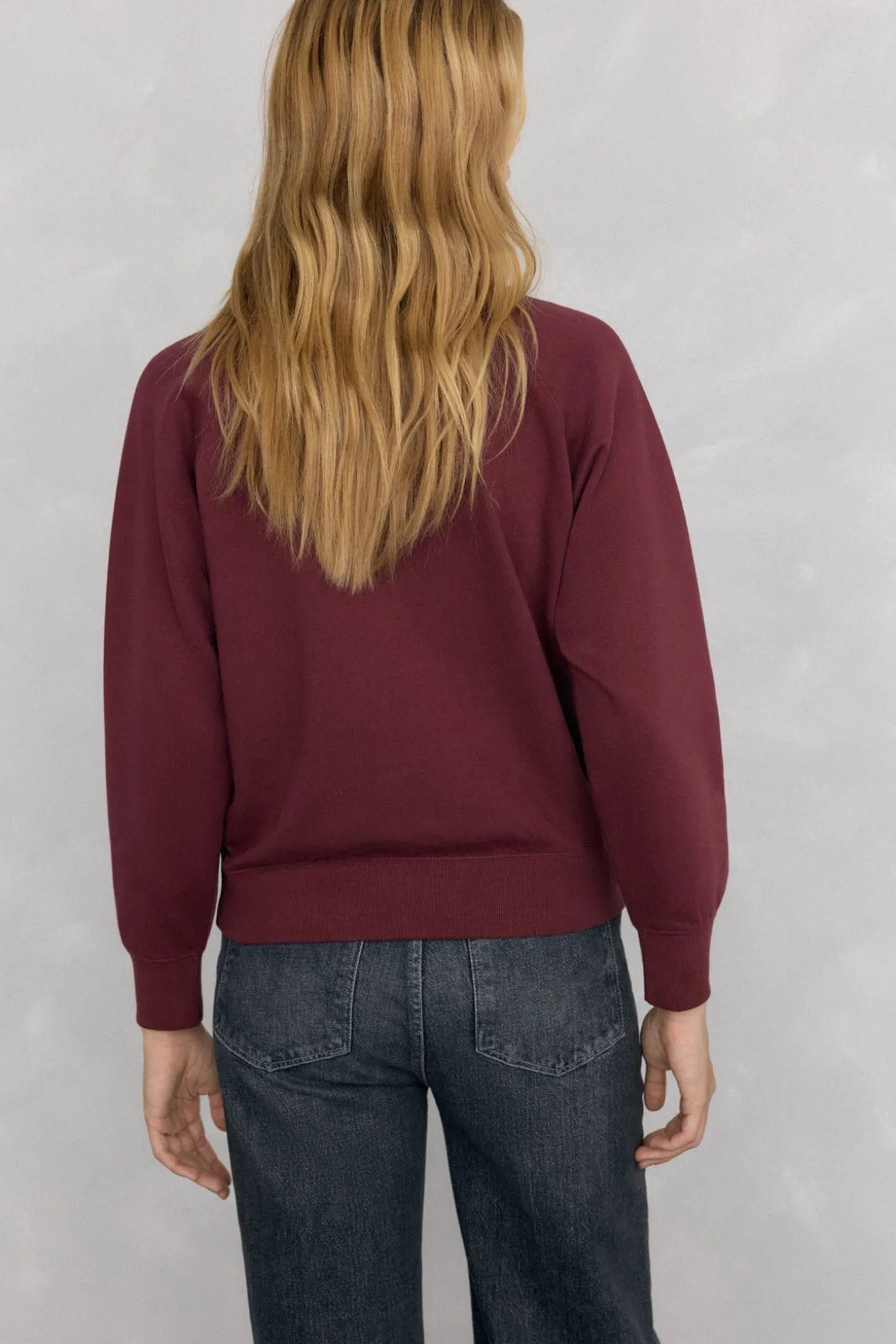 Sudadera logo bordado