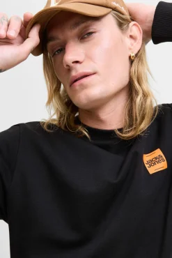 Sudadera logo contraste