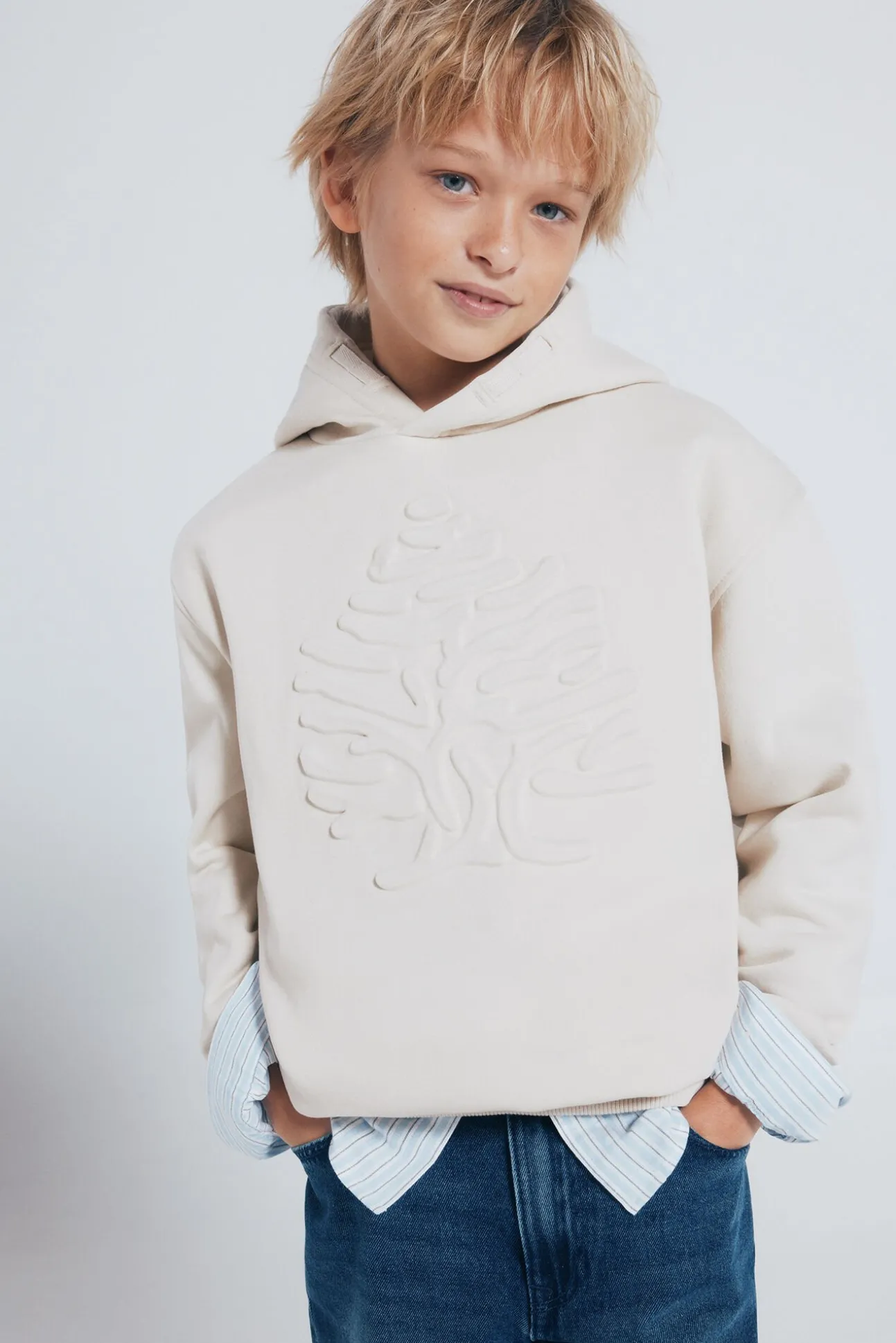 Sudadera árbol con capucha