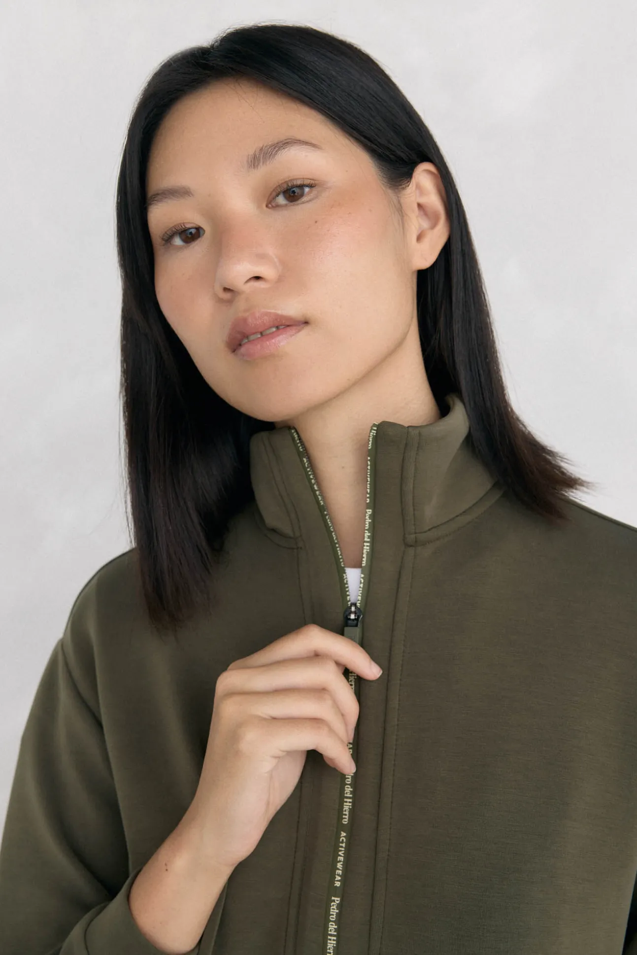 Sudadera soft touch cuello perkins